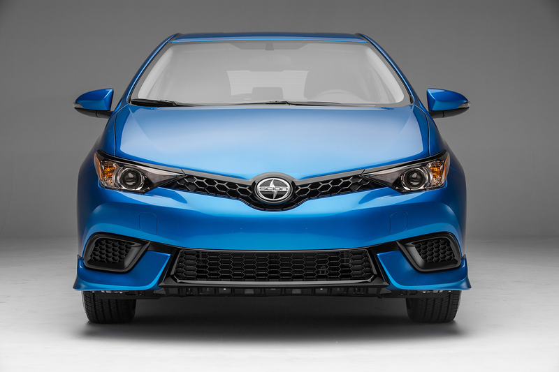 Illustration for article titled The 2016 Scion iM Is The xB Replacement For Your Retired Aunt